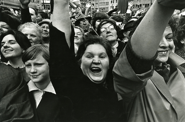 Bonn, 1965 © Leonard Freed / Magnum Photos / Agentur Focus / Brigitte Freed. Mit freundlicher Genehmigung des Folkwang Museums, Essen